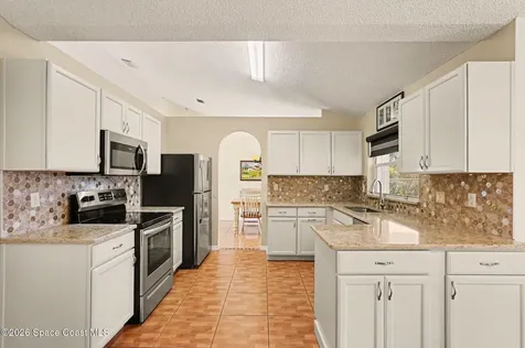 938 Commerce Road SE Palm Bay FL 32909