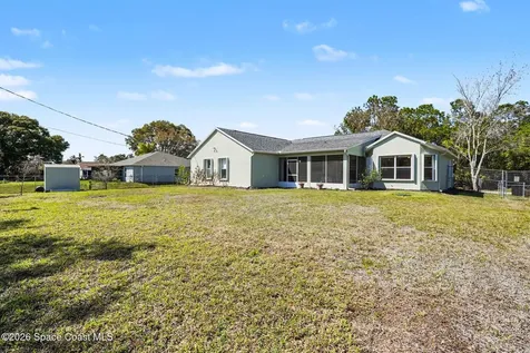 938 Commerce Road SE Palm Bay FL 32909
