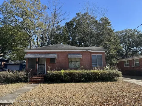 2003 E Durkee Drive Jacksonville FL 32208