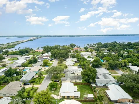 115 Gary Lane Cocoa FL 32922