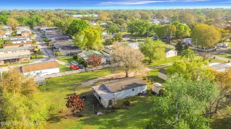 820 Robinson Avenue St. Cloud FL 34769