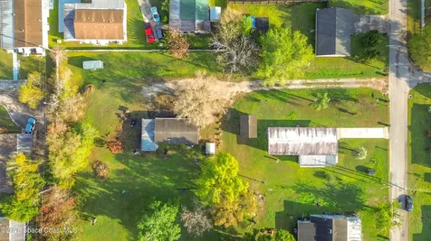 820 Robinson Avenue St. Cloud FL 34769