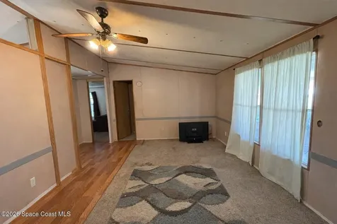 820 Robinson Avenue St. Cloud FL 34769