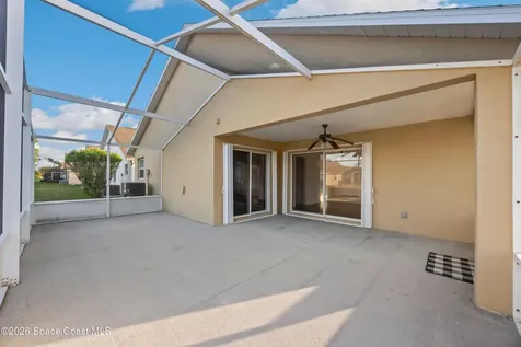 2140 Chinaberry Circle SE Palm Bay FL 32909