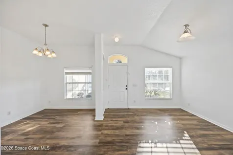 2140 Chinaberry Circle SE Palm Bay FL 32909