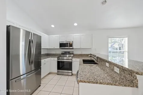 2140 Chinaberry Circle SE Palm Bay FL 32909
