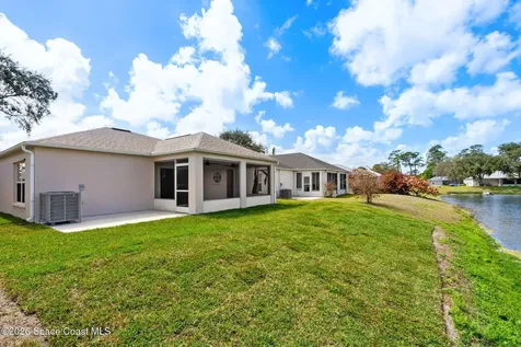 1763 Vista Lake Circle Melbourne FL 32904