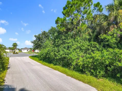 499 Fairbanks Street Palm Bay FL 32908