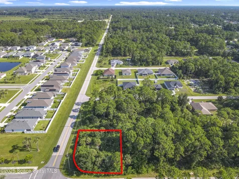 499 Fairbanks Street Palm Bay FL 32908