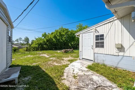 405 Lakeview Avenue Titusville FL 32796