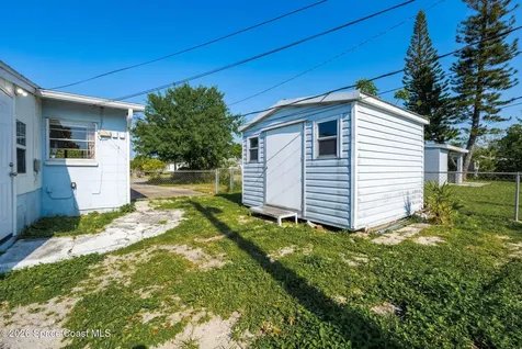 405 Lakeview Avenue Titusville FL 32796