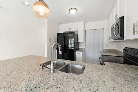 218 Prince Avenue Melbourne FL 32901
