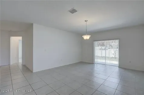 406 Easy Street Sebastian FL 32958
