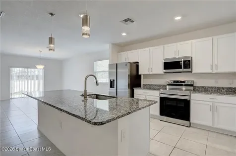 406 Easy Street Sebastian FL 32958