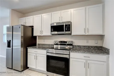 406 Easy Street Sebastian FL 32958