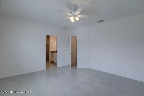 406 Easy Street Sebastian FL 32958