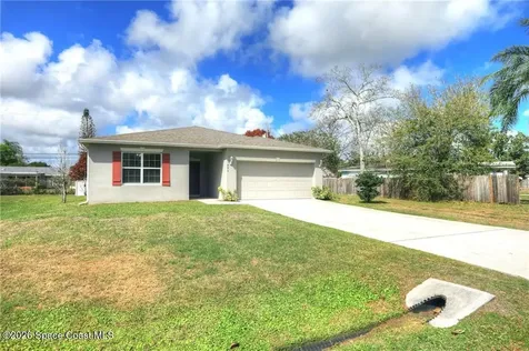 406 Easy Street Sebastian FL 32958