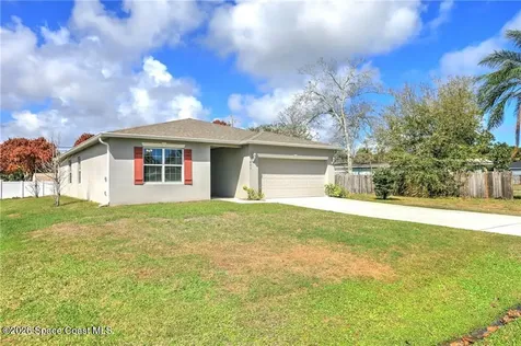 406 Easy Street Sebastian FL 32958