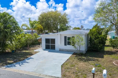 922 Bougainvillea Circle Barefoot Bay FL 32976