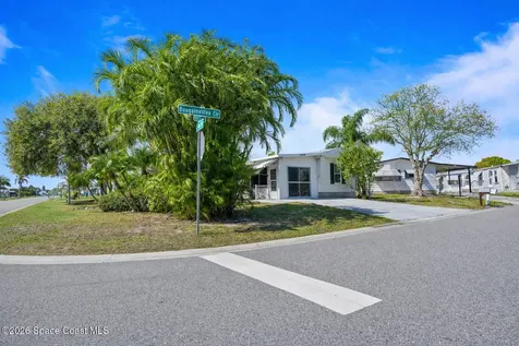 922 Bougainvillea Circle Barefoot Bay FL 32976