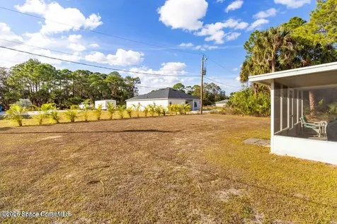 308 Tamarind Circle NW Palm Bay FL 32907