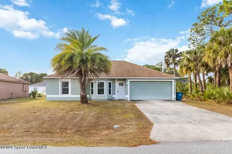308 Tamarind Circle NW Palm Bay FL 32907