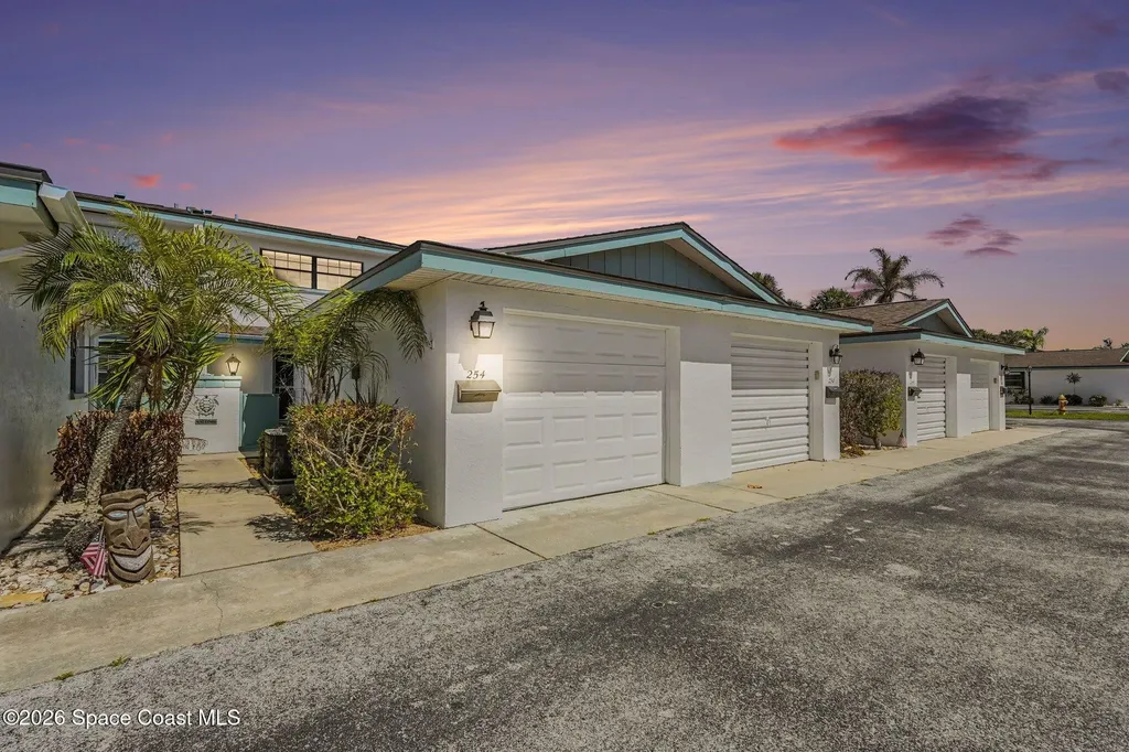 254 Queens Court Satellite Beach FL 32937