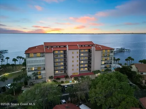3220 River Villa Way Melbourne Beach FL 32951
