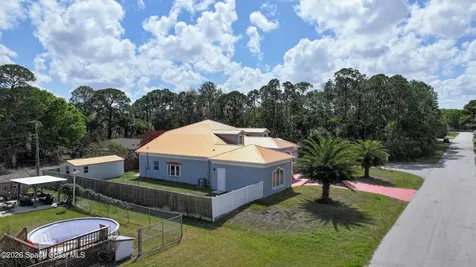 757 Donau Avenue NW Palm Bay FL 32907