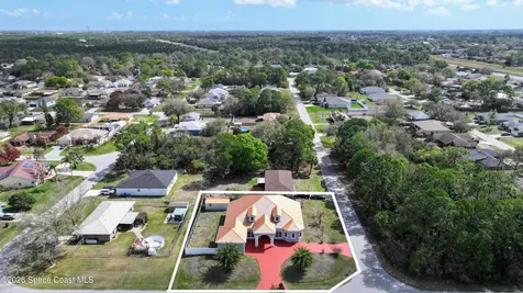 757 Donau Avenue NW Palm Bay FL 32907