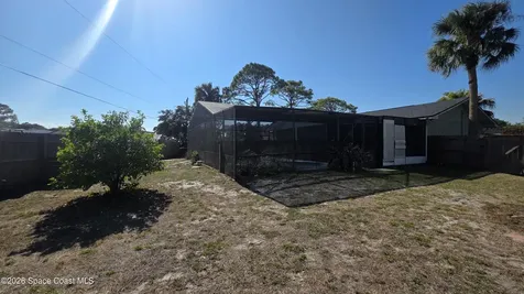 142 Tudor Road SW Palm Bay FL 32908