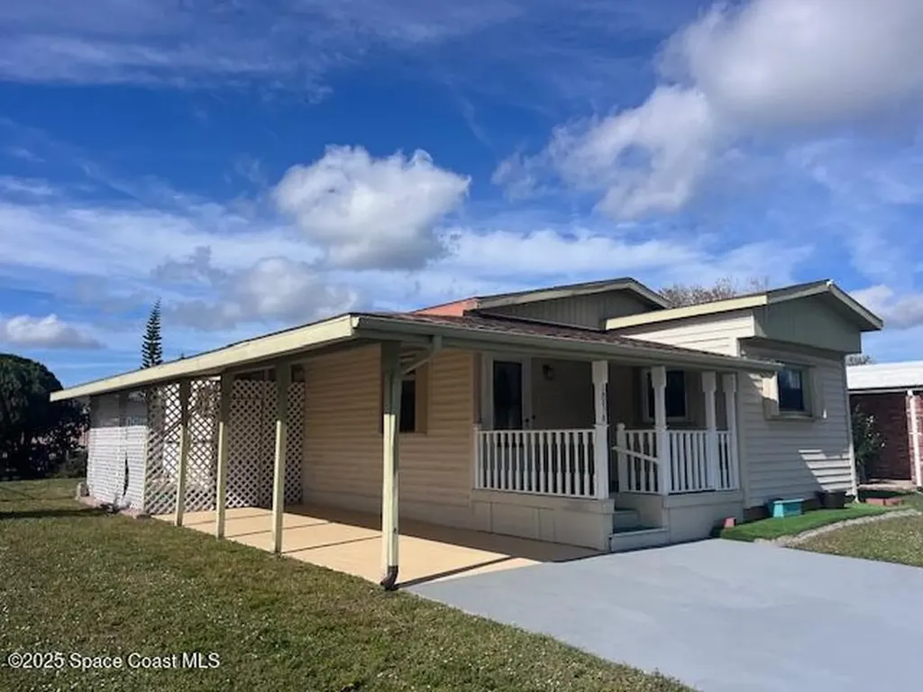 1836 Big Cypress Street NE Palm Bay FL 32905