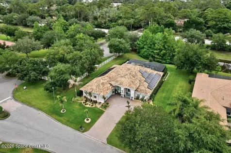 8260 Meredith Place Vero Beach FL 32968