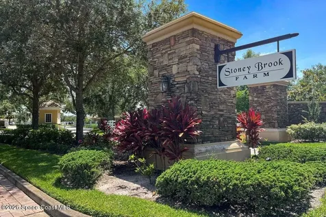 8260 Meredith Place Vero Beach FL 32968