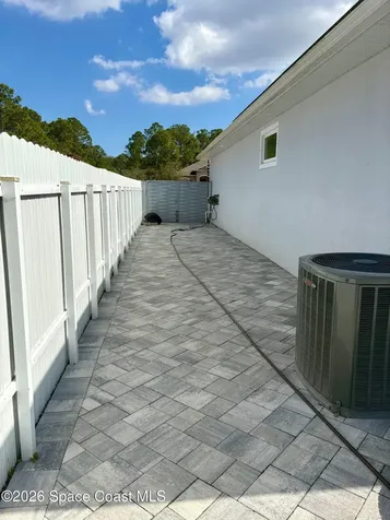 704 Griffin Avenue SW Palm Bay FL 32908