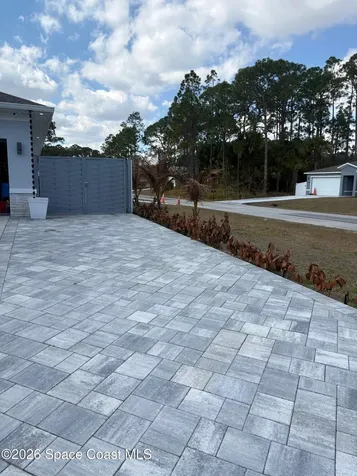 704 Griffin Avenue SW Palm Bay FL 32908