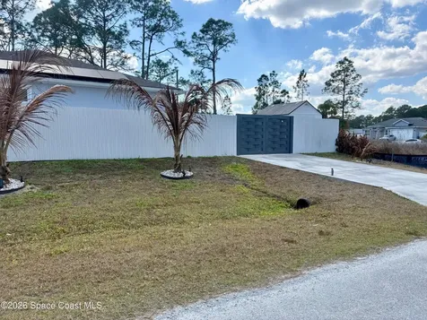 704 Griffin Avenue SW Palm Bay FL 32908