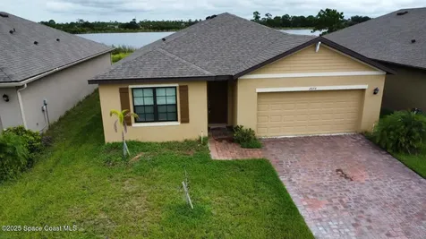 2073 Farmhouse Road SE Palm Bay FL 32909