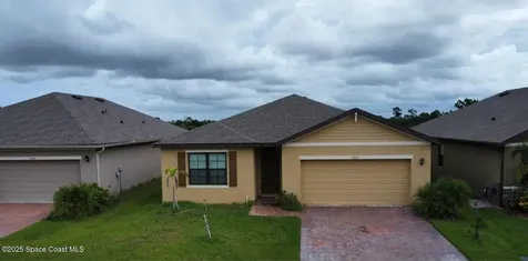 2073 Farmhouse Road SE Palm Bay FL 32909