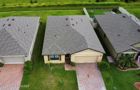 2073 Farmhouse Road SE Palm Bay FL 32909