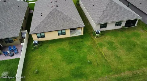 2073 Farmhouse Road SE Palm Bay FL 32909