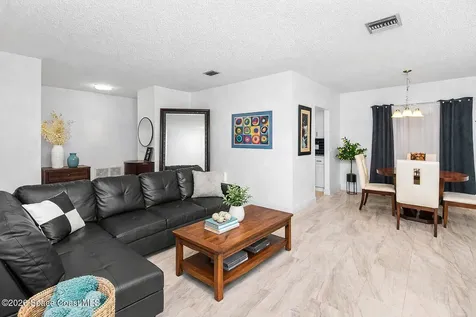 875 Homey Place NE Palm Bay FL 32907