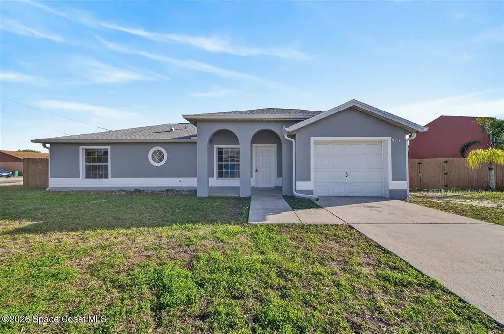 907 School Street Cocoa FL 32922