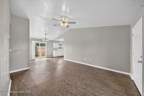 907 School Street Cocoa FL 32922