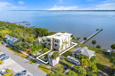 1809 Riverview Drive Melbourne FL 32901