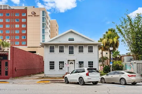 814 E New Haven Avenue Melbourne FL 32901