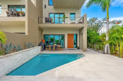 1807, 1809 Riverview Drive Melbourne FL 32901