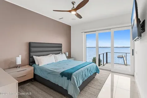 1807, 1809 Riverview Drive Melbourne FL 32901