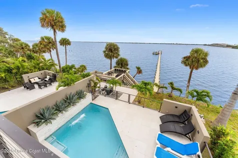 1807, 1809 Riverview Drive Melbourne FL 32901