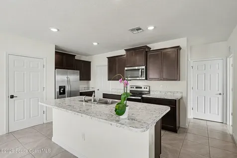 966 Trinity Street Rockledge FL 32955